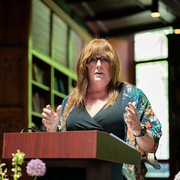 Veronica Pejril *88 MUS